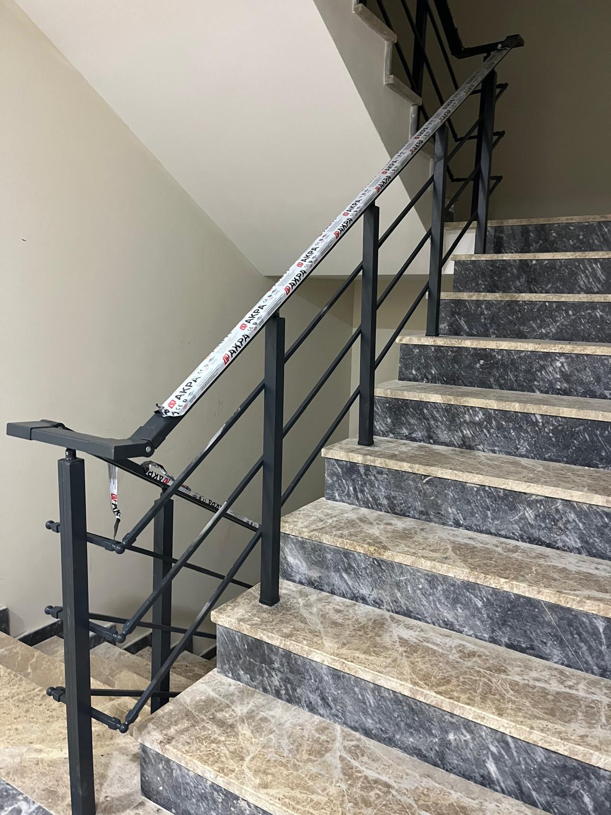 Aliminyum küpeşte merdiven ve fransız 30